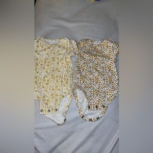 Set of 2 onsies.